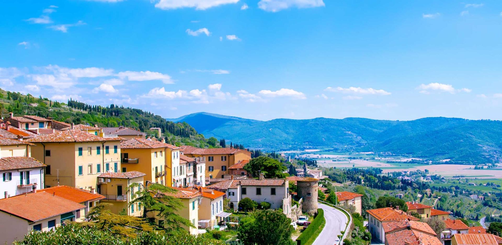 Cortona, Italy, A&K