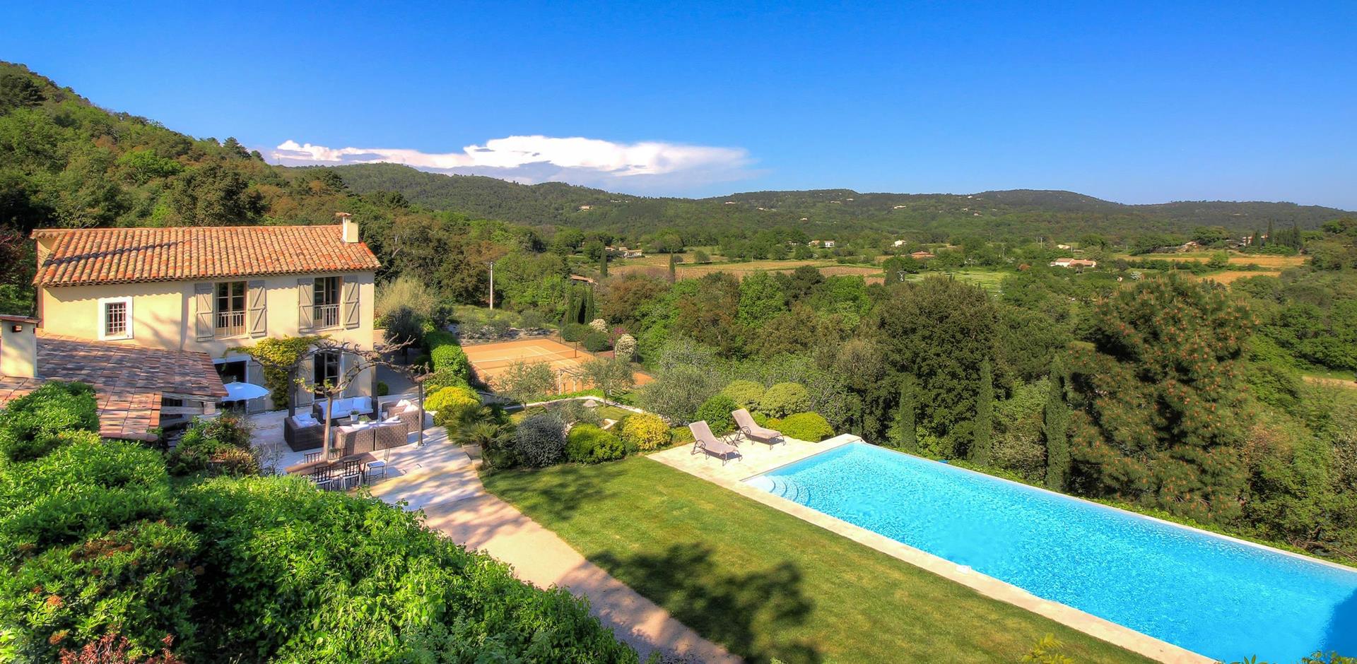  Swimming pool, Le Mas Paisible, Grimaud and Sainte Maxime
