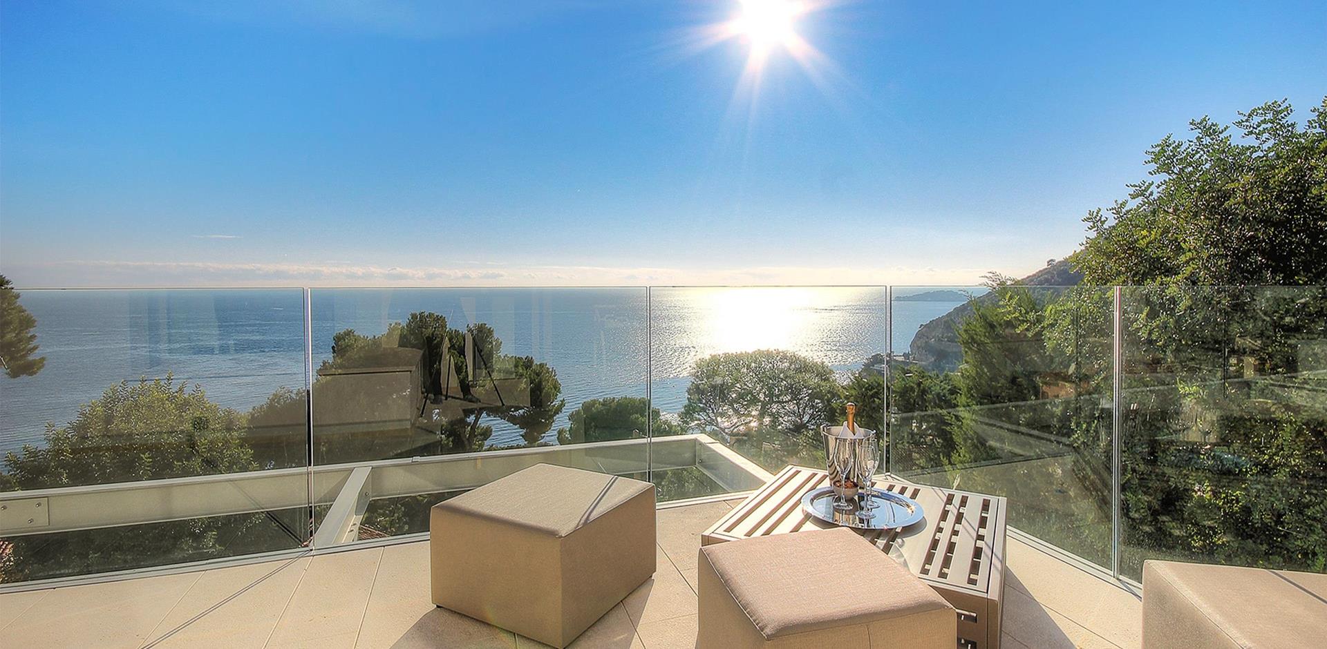 Sea Views, Villa Med, Èze, Cap Ferrat and Monaco