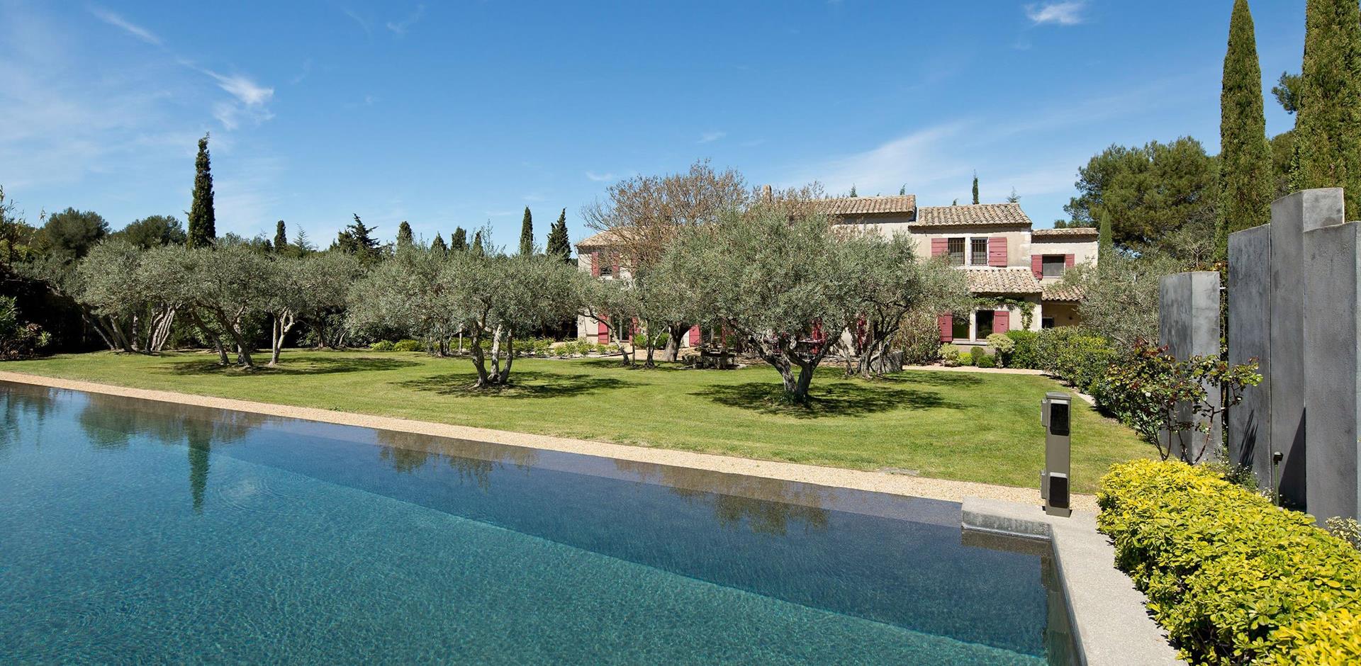 Pool area, Le Mas d'Artiste, Provence