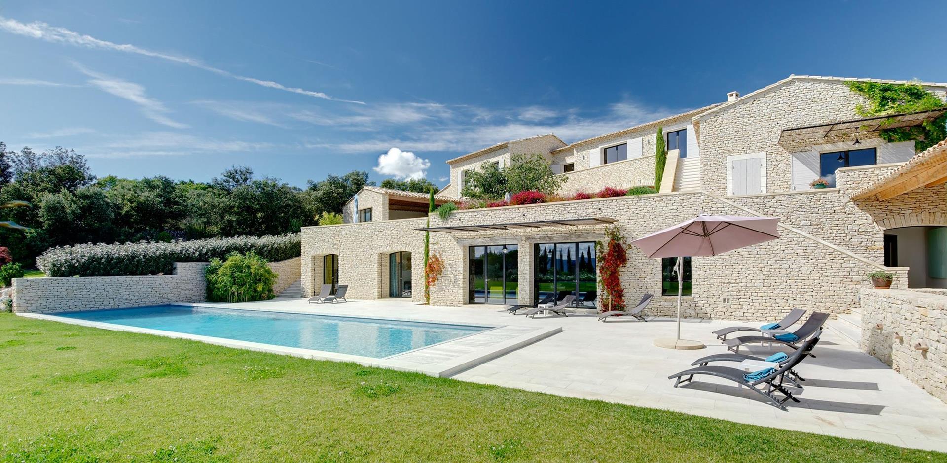 Pool area, Le Mas de Gordes, Provence