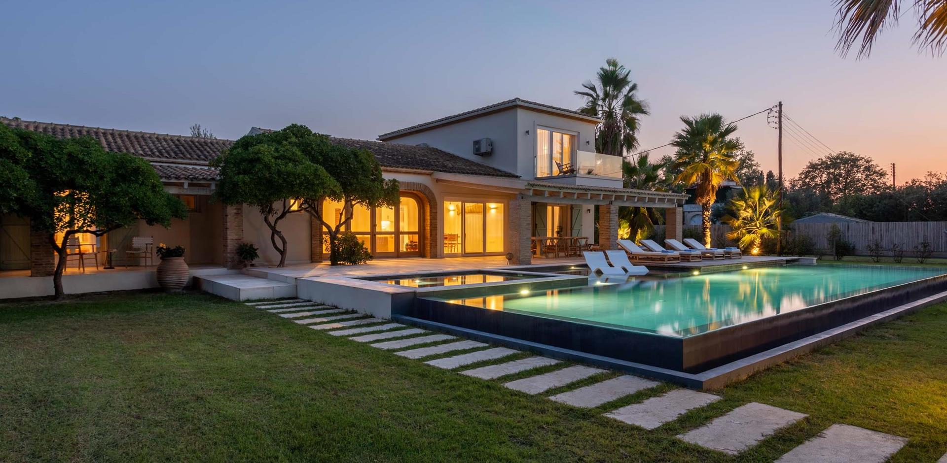 Villa Paralia, Corfu