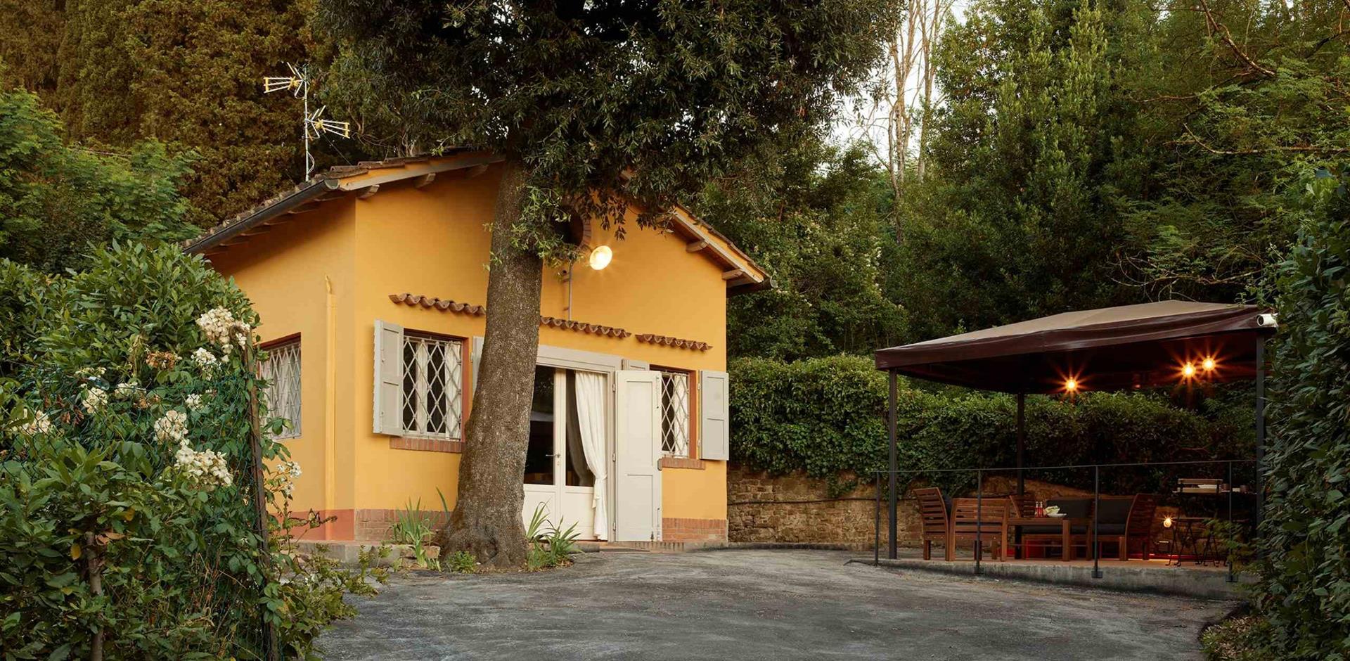 Exterior, Cottage Galileo, Florence, Italy