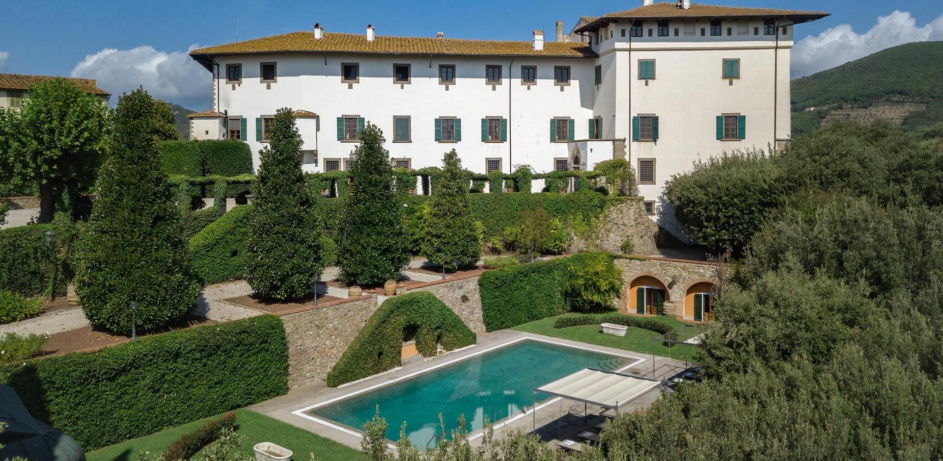 Palazzo Monte Vettolini, Tuscany, A&K