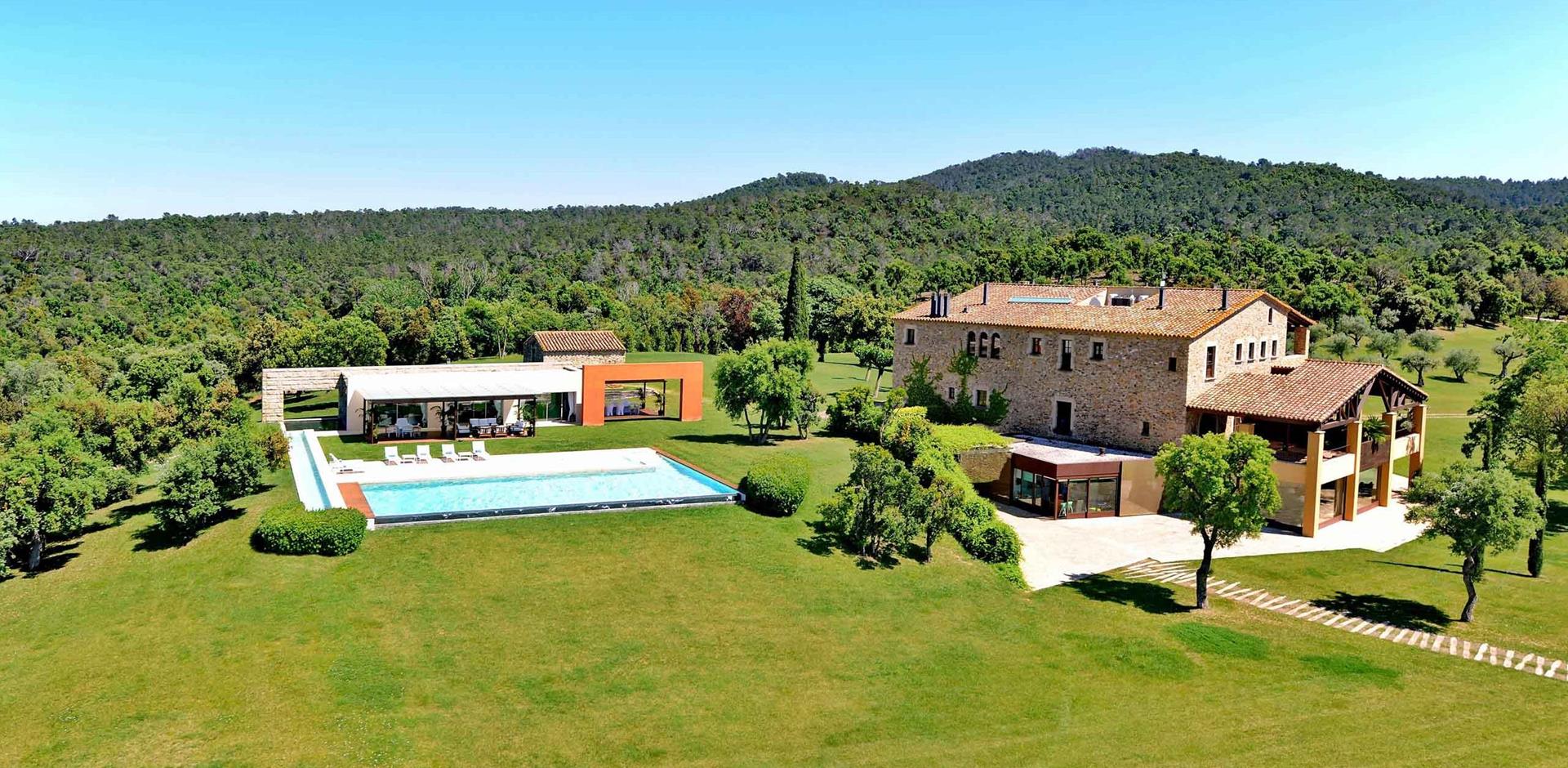 Mas Mateu, Spain
