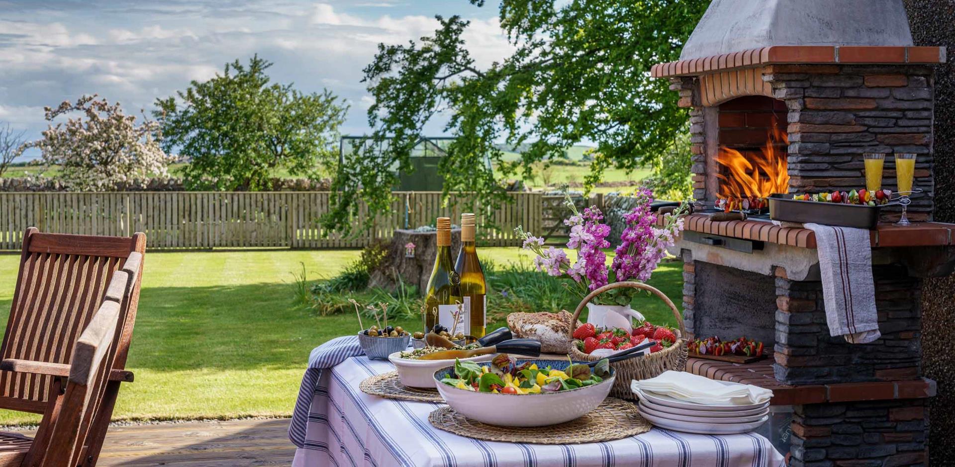 Outdoor dining area, St Andrews Bow House, Scotland